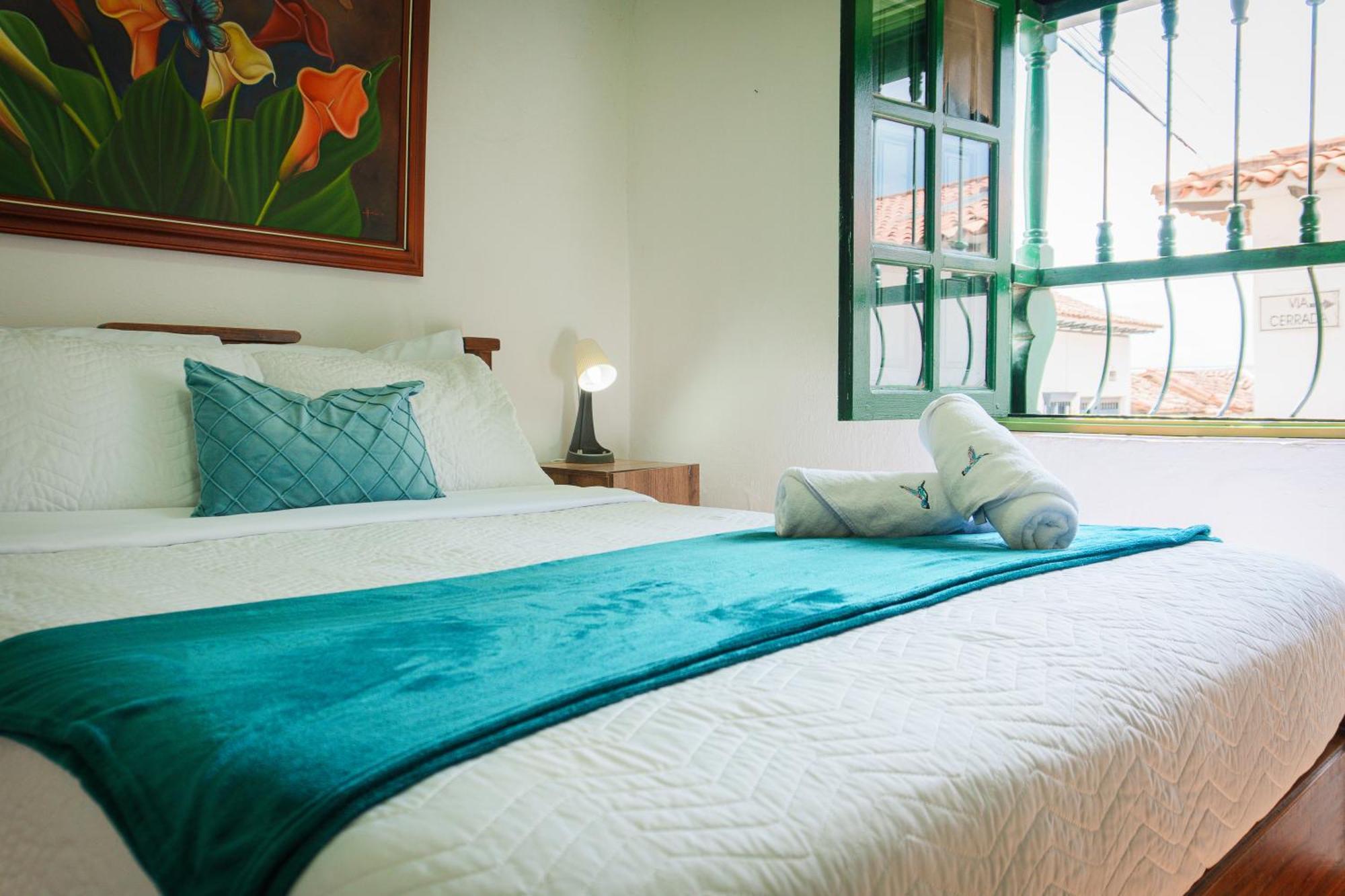 Apartamentos Y Habitaciones Le Colibri - Villa De Leyva Dış mekan fotoğraf