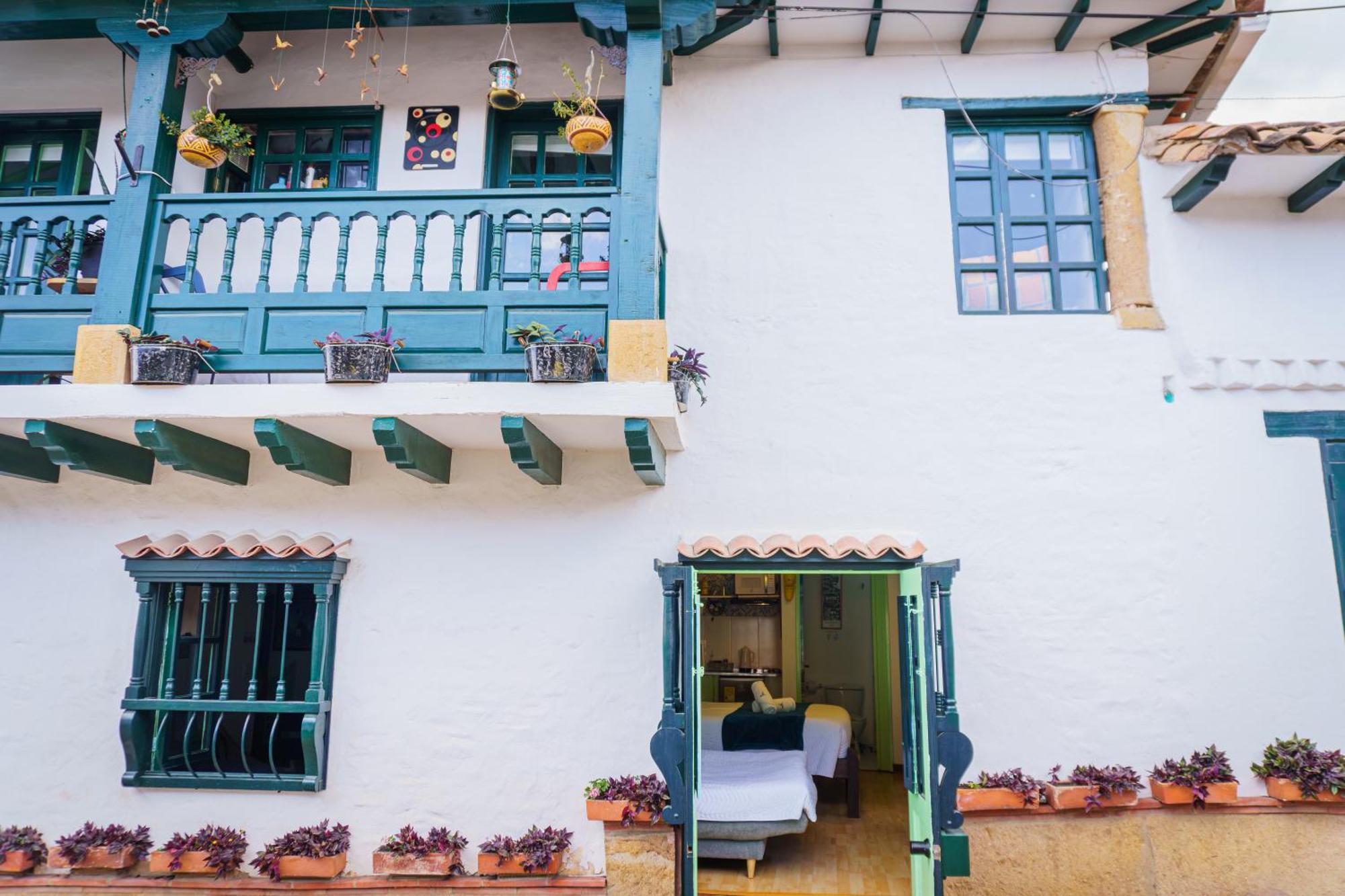 Apartamentos Y Habitaciones Le Colibri - Villa De Leyva Dış mekan fotoğraf