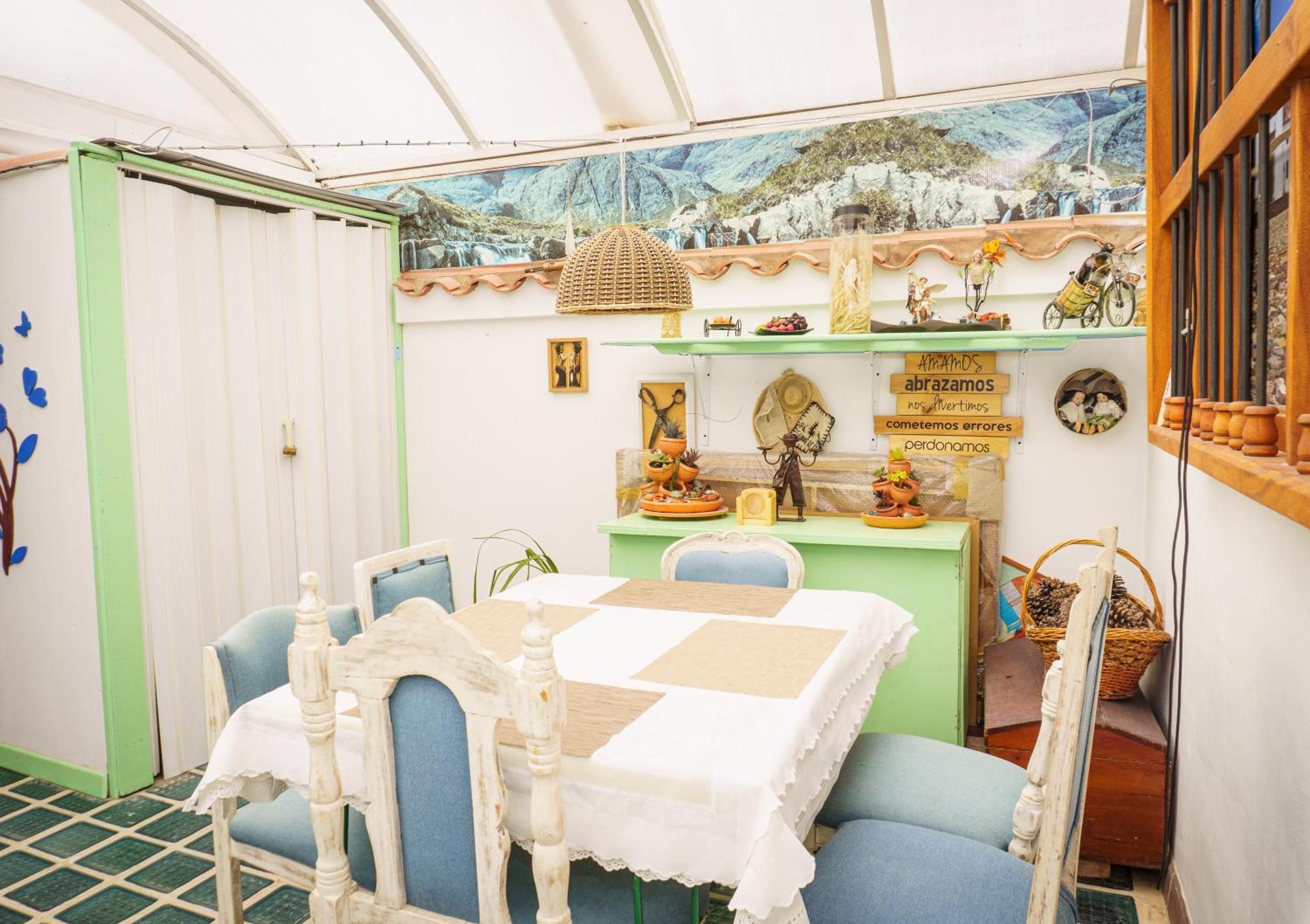 Apartamentos Y Habitaciones Le Colibri - Villa De Leyva Dış mekan fotoğraf