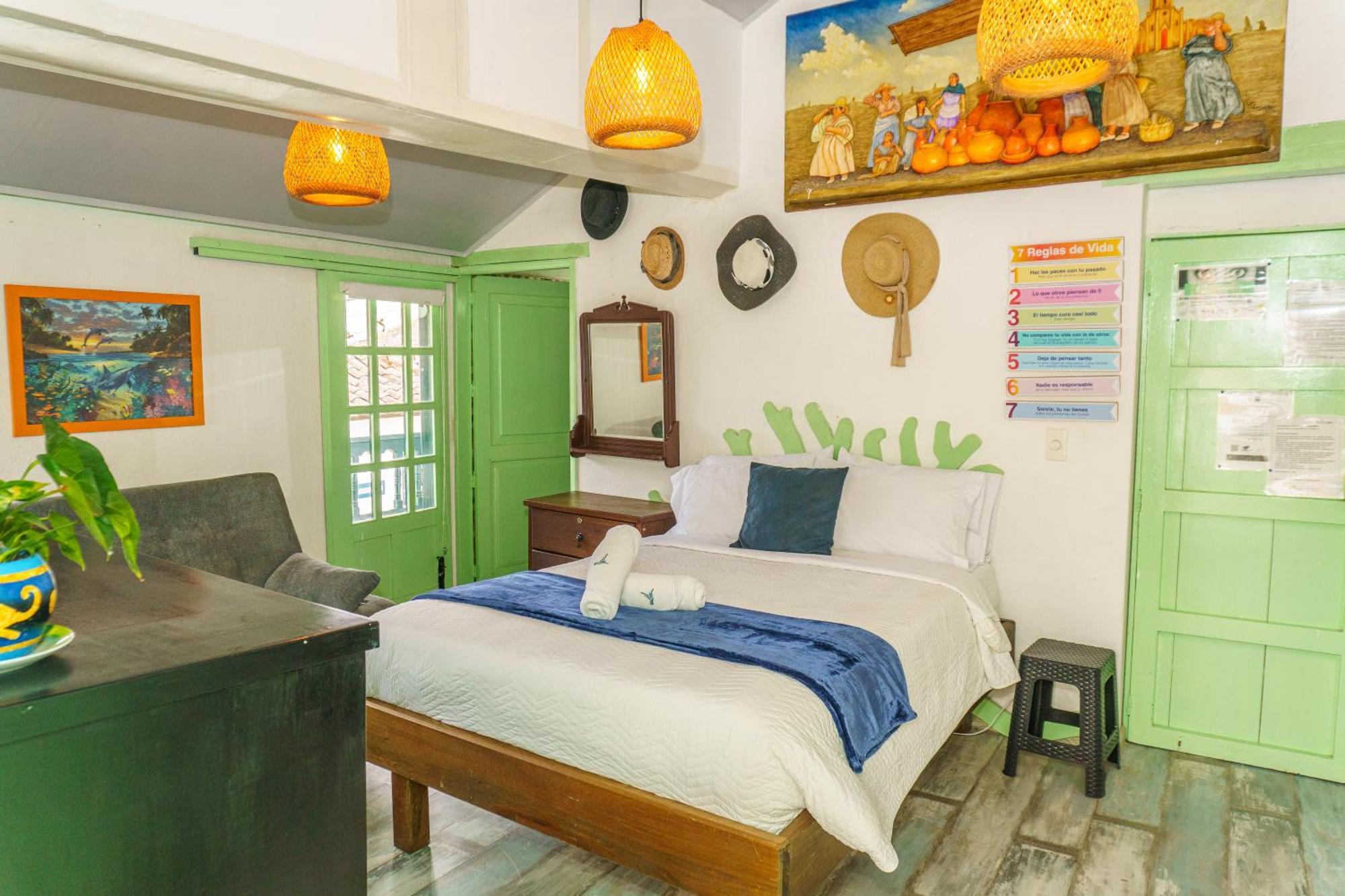 Apartamentos Y Habitaciones Le Colibri - Villa De Leyva Dış mekan fotoğraf